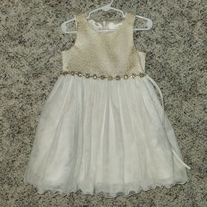 Stunning Little Girls Dress By American Princess Sz 3T Gold Ivory w/rhinestones!